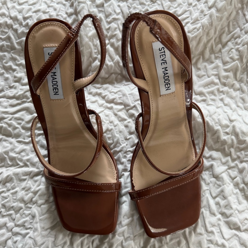 Steve Madden Brown Strappy Square-Toe Sandals